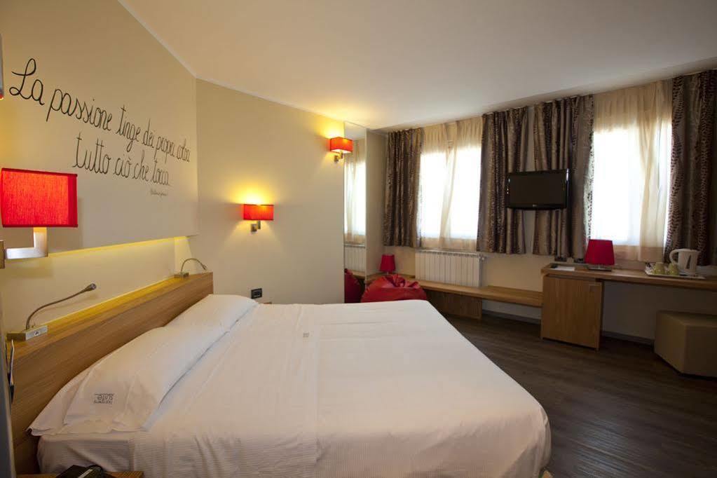 Harmony Suite Hotel Selvino Exterior photo